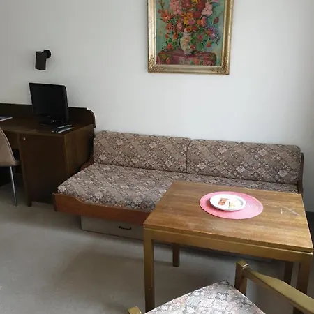 Hotel Munzmay 2*